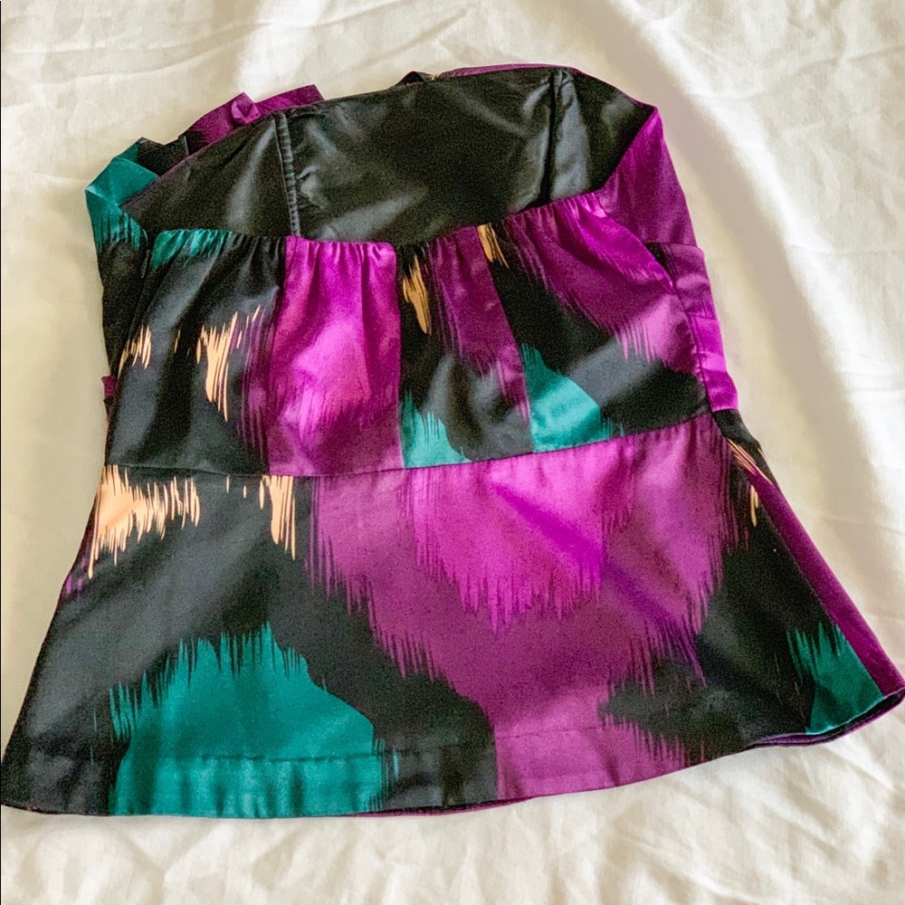 Crop Top - Picture 2 of 3